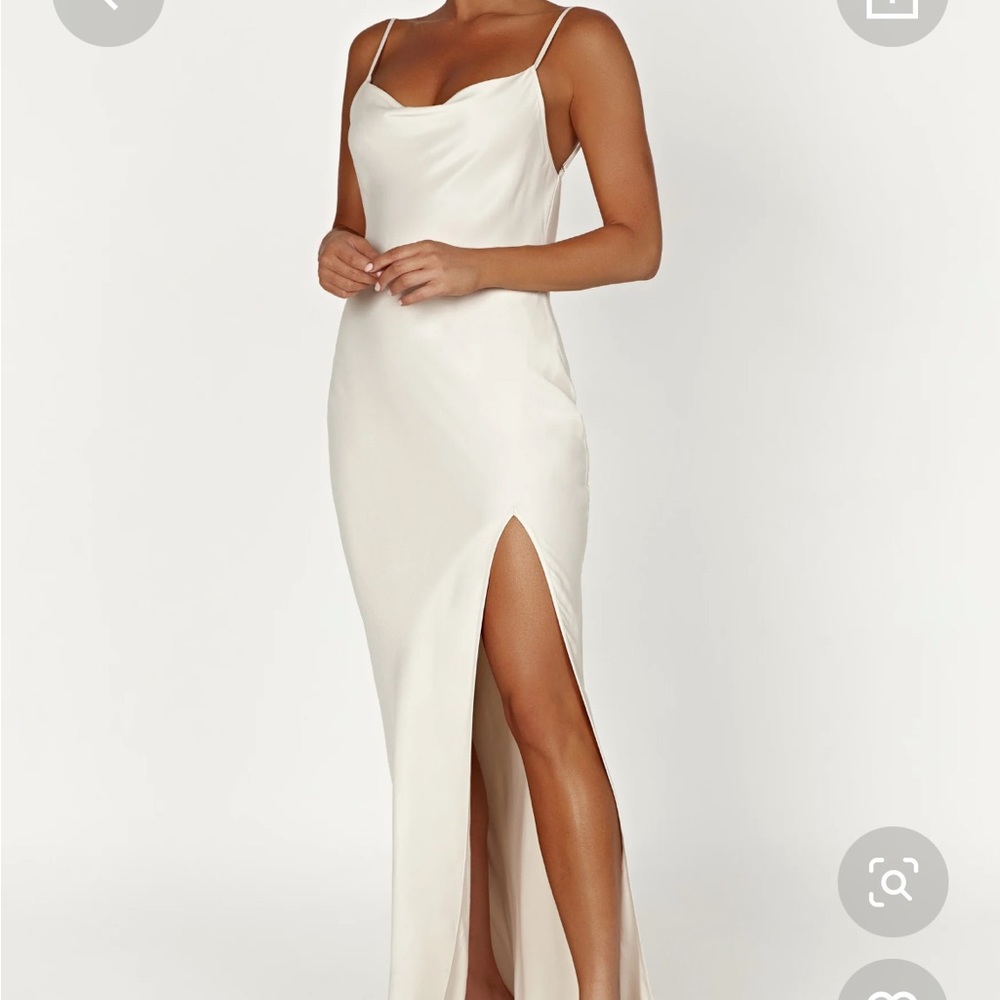 Jade Cowl Neck Backless
Maxi Dress - Bone